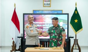 Kuatkan Komunikasi dan Koordinasi TNI-POLRI, Kapolda dan Danrem Teken Kerja Sama