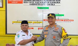 Datangi Kantor Desa, Kapolres Kepsul Perkenalkan Diri Sebagai Penduduk Baru Desa Fatcey