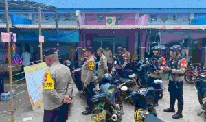 Didampingi KABAG SDM, Kapolres Kepsul Tinjau Lokasi PSU di TPS 08 Fogi