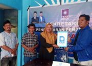 Ambil Formulir di PAN,  Bacabup Marlina Buamona Ungkapkan Semangatnya Membangun Sula