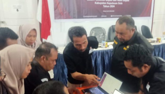 5 Jam Diperiksa, KPU Sula Nyatakan Berkas Bakal Calon Persoarangan Ihsan dan Darwis Diterima