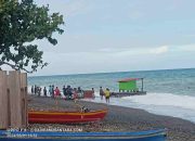 Ombak Kencang, Satu Unit Rumpon Terdampar di Pantai Wisata Desa Pastina