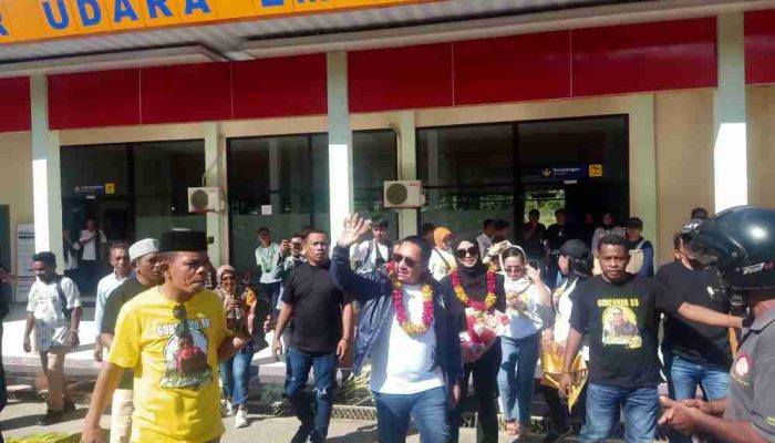 Tiba di Sula, Bravo Family Beri Kejutan Buat Aliong Mus Sebagai Cagub Malut