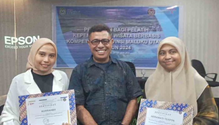 Kadis Pariwisata Sula Berhasil Lahirkan Dua Instruktur Kepemandun Wisata Bersertifikat Asal Sula