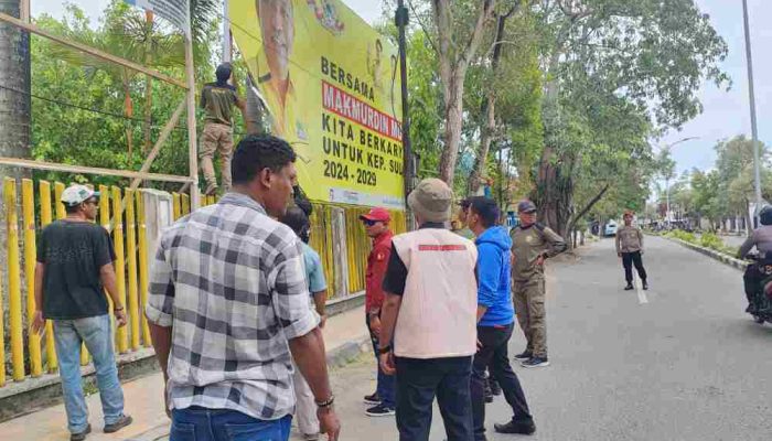 Bersama Pihak Terkait, Bawaslu Tertibkan APS