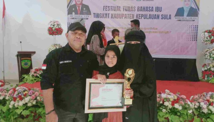 Utusan Gravity Studi Tour Raih Juara Satu Mendongeng dalam Lomba Bahasa Sula 2024