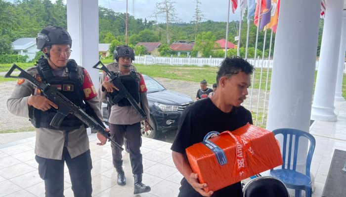 Polres Sula Lakukan Pengamanan Ketat Distribusi Logistik Surat  Suara