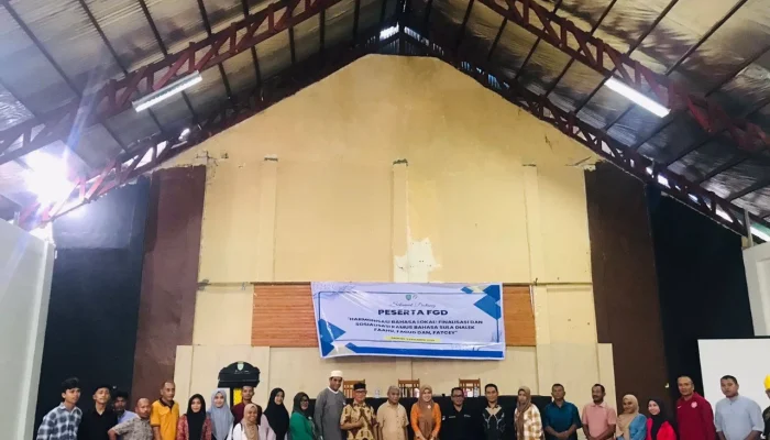Dinas Pendidikan Hebat, Buku dan Kamus Bahasa Sula-Indonesia Berhasil di Launching