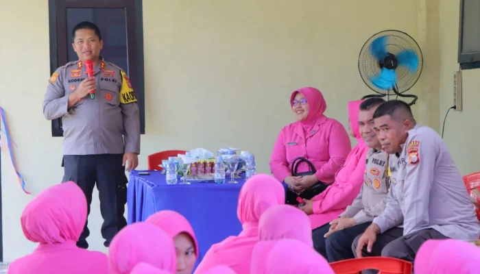 Awali Tahun Baru, Kapolres Sula Kuker ke Polsek Sanana