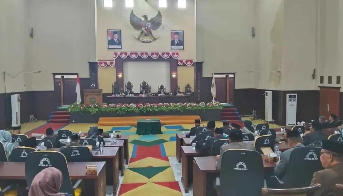Terima  Hasil Penetapan KPU, DPRD Sula Gelar Paripurna Pengumuman Hasil Pilkada 2024