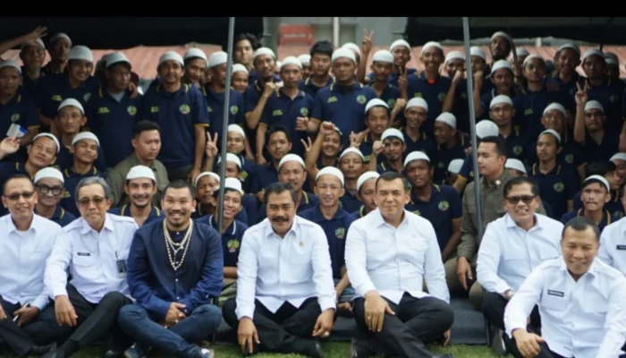 Kunjungi Rutan Kelas I Cipinang, Menteri IMIPAS Makan Bersama WBP