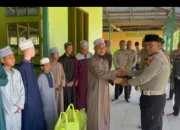 Di Ponpes Al-Fatah desa Wailau, Sat Lantas Polres Sula Berbagi Takjil