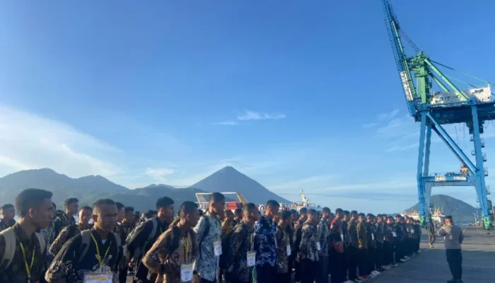 216 Calon Polisi dari Sula Tiba di Pelabuhan Ahmad Yani Ternate