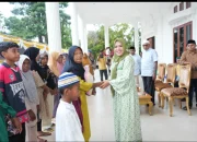 Bupati Sula Fifian Adeningsi Mus Kembali Berbagi di Bulan Ramadhan