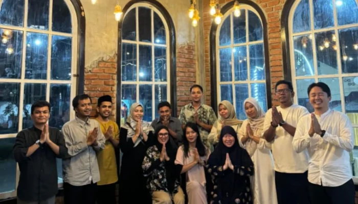 Jalin Silaturahmi, Relawan Gravity Study Tour Gelar Buka Puasa Bersama