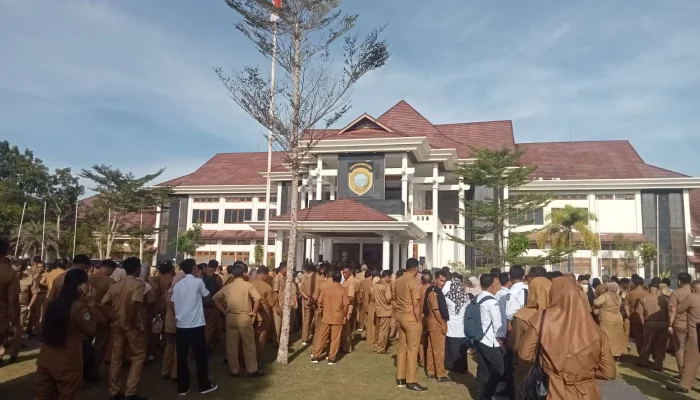 Bupati Halteng Pimpin Apel Perdana Pasca IdulFitri, Ikram : Akan Ada Evaluasi Jabatan