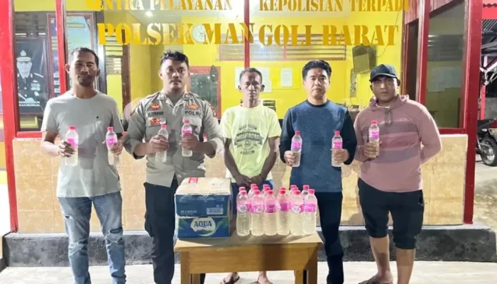 Anggota Polsek Mangoli Barat Amankan Puluhan Botol Miras, 2 Pemilik Akan di Proses Hukum