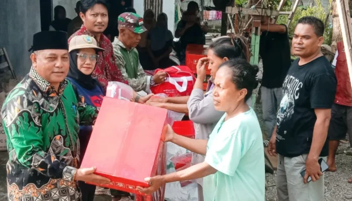 Pemda Sula Salurkan Bantuan Untuk Warga desa Umaloya Yang Terdampak Banjir