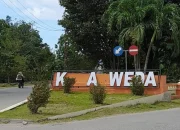 Plang Nama  Kota Weda Dicopot OTK, Warga Geram