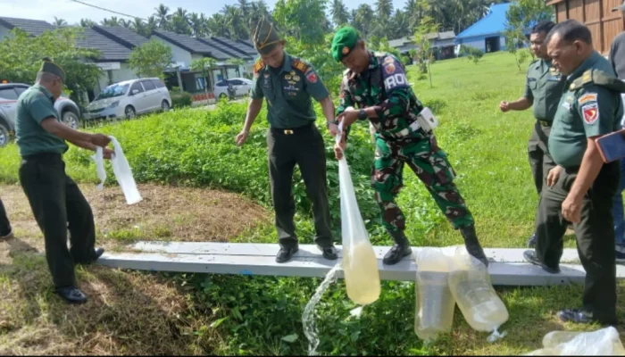 Kodim 1512 Musnahkan 560 Botol Miras Jenis Cap Tikus
