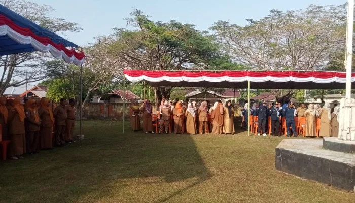 Cek Kedisiplinan ASN Tingkat Bawah, Bupati Halteng Gelar Apel di Kantor Camat Pulau Gebe