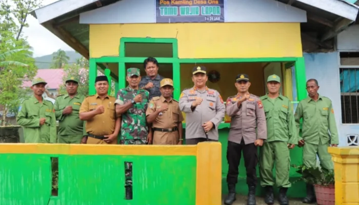 Jaga Sula, Kapolres Sula Resmikan Siskamling Desa Ona