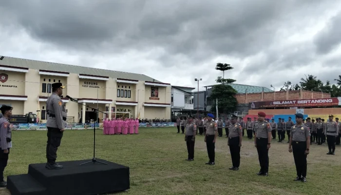 Upacara Korps-Raport, Puluhan Anggota Polres Sula Naik Pangkat