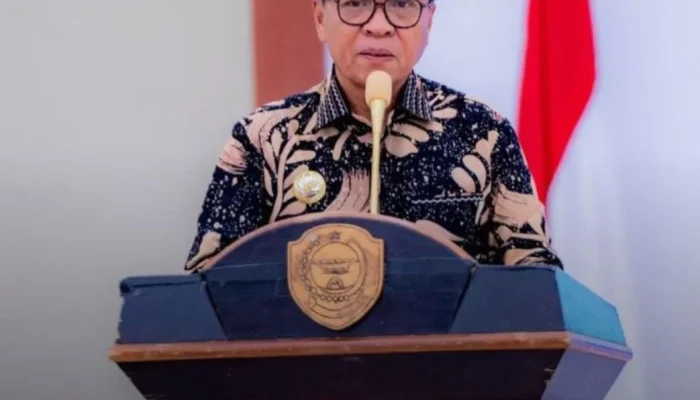 Bupati Halteng Ancam Tak Bayar Insentif Guru Jika Guru Malas Mengajar