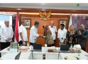 Respon Program Presiden Soal Sekolah Rakyat, Bupati Fifian Temui Menteri Sosial