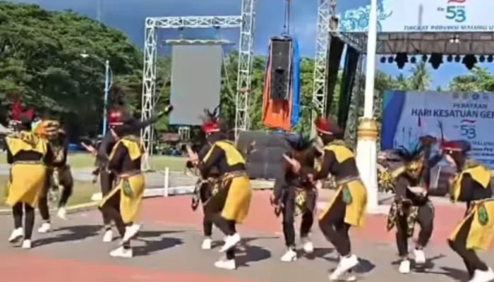 Tarian Kreasi TP PKK Sula, Pukau Penonton di HKG 2025 Halmahera Barat