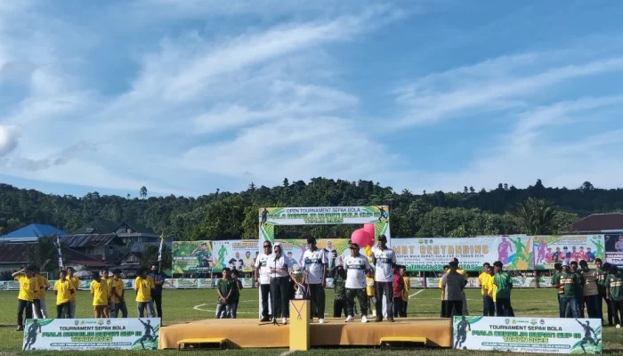 Turnamen Bupati Sula Cup III  Resmi Dihelat, Bupati : Jaga Sportivitas