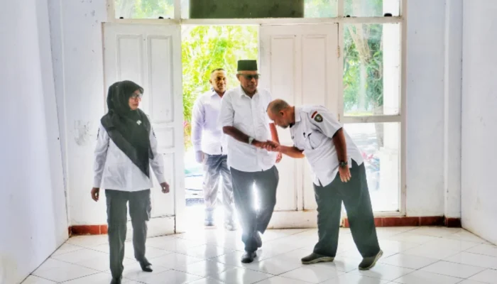 Sidak di Diskoprindag, Wabup Tekanan Sinergitas dan Kolaborasi Antar Dinas