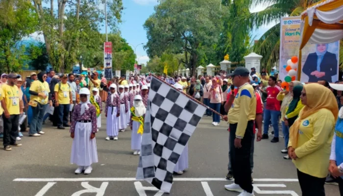 Meriahkan Hardiknas 2026, Wabup Sula Lepas Peserta Gerak Jalan Indah